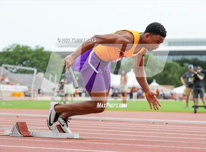 Thumbnail 1 in UIL 2A State Track Meet photogallery.