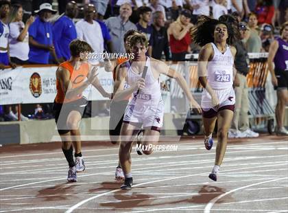 Thumbnail 2 in UIL 2A State Track Meet photogallery.