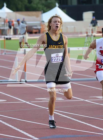 Thumbnail 2 in UIL 2A State Track Meet photogallery.