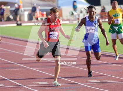 Thumbnail 2 in UIL 2A State Track Meet photogallery.