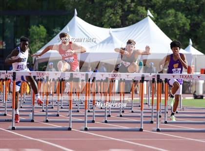 Thumbnail 3 in UIL 2A State Track Meet photogallery.