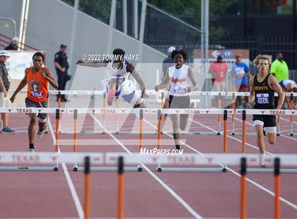 Thumbnail 2 in UIL 2A State Track Meet photogallery.