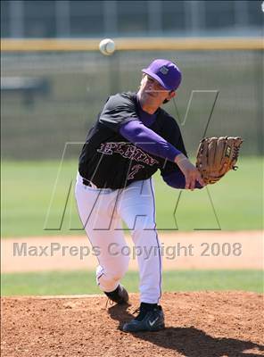 Thumbnail 2 in Conroe vs. Elgin photogallery.