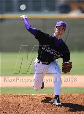 Thumbnail 1 in Conroe vs. Elgin photogallery.
