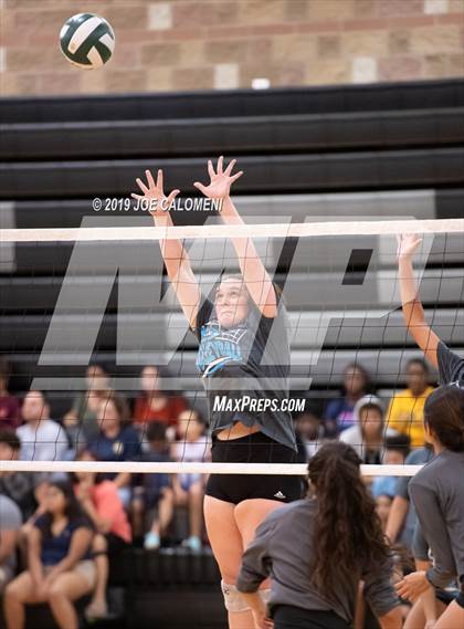 Thumbnail 3 in Harlan vs Brennan (Scrimmage) photogallery.