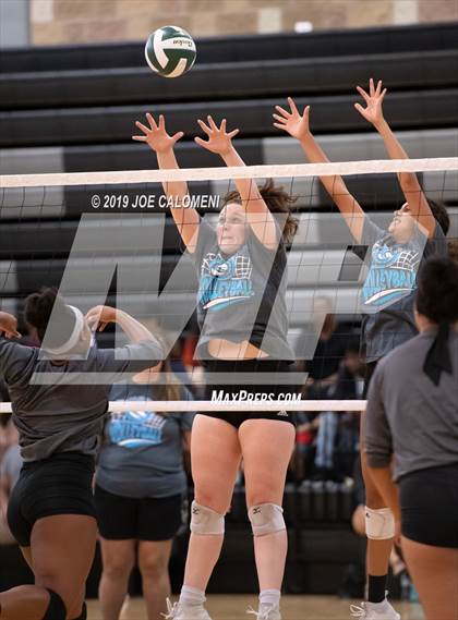 Thumbnail 3 in Harlan vs Brennan (Scrimmage) photogallery.