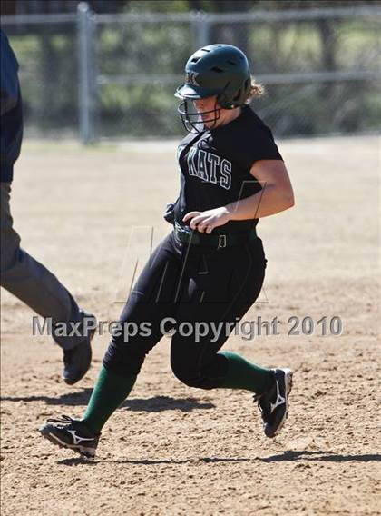 Thumbnail 2 in Kennedale vs. Georgetown (Brewer Tournament) photogallery.