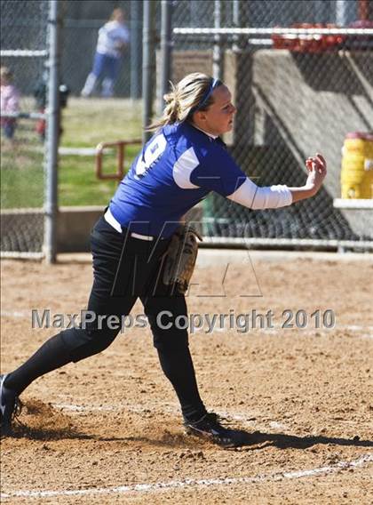 Thumbnail 1 in Kennedale vs. Georgetown (Brewer Tournament) photogallery.