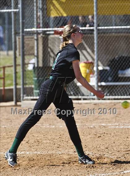 Thumbnail 1 in Kennedale vs. Georgetown (Brewer Tournament) photogallery.