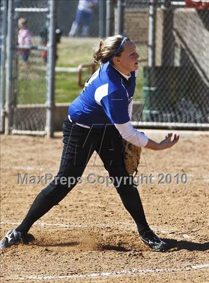 Thumbnail 3 in Kennedale vs. Georgetown (Brewer Tournament) photogallery.
