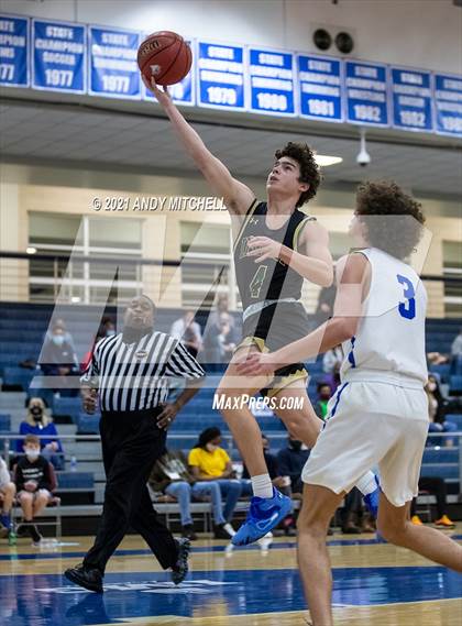 Thumbnail 1 in Knoxville Catholic @ McCallie photogallery.