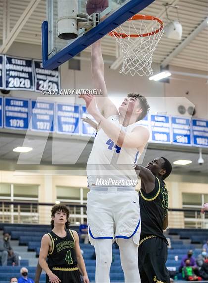 Thumbnail 3 in Knoxville Catholic @ McCallie photogallery.