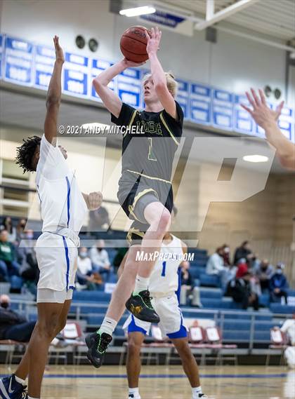 Thumbnail 3 in Knoxville Catholic @ McCallie photogallery.