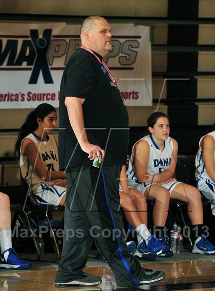 Thumbnail 1 in Dana Hills vs. Mount Si (MaxPreps Holiday Classic) photogallery.
