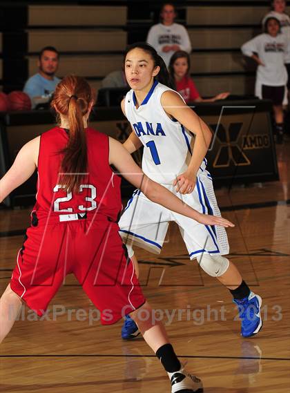 Thumbnail 1 in Dana Hills vs. Mount Si (MaxPreps Holiday Classic) photogallery.