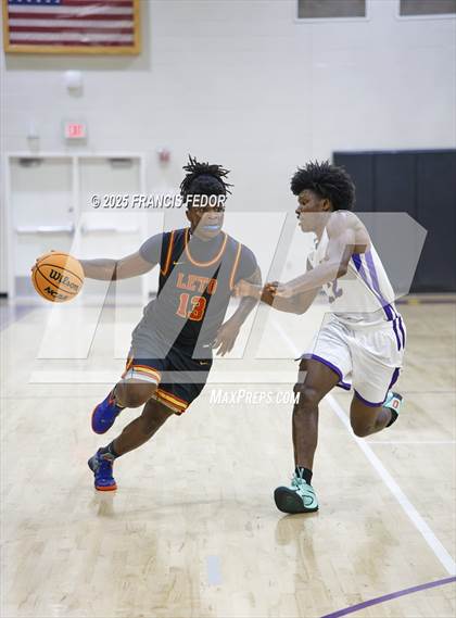 Thumbnail 3 in Leto @ Lennard photogallery.