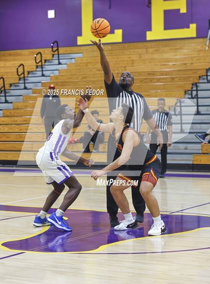 Thumbnail 2 in Leto @ Lennard photogallery.