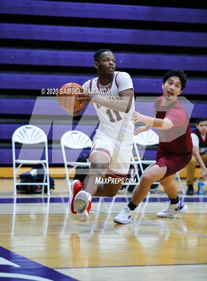 Thumbnail 2 in Sotomayor vs. St. Pius X-St. Matthias Academy (Greatest Showcase on Earth) photogallery.