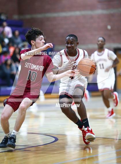 Thumbnail 1 in Sotomayor vs. St. Pius X-St. Matthias Academy (Greatest Showcase on Earth) photogallery.