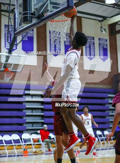 Thumbnail 1 in Sotomayor vs. St. Pius X-St. Matthias Academy (Greatest Showcase on Earth) photogallery.