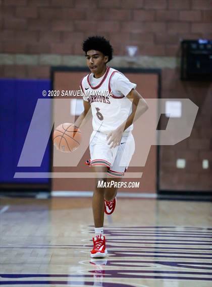 Thumbnail 1 in Sotomayor vs. St. Pius X-St. Matthias Academy (Greatest Showcase on Earth) photogallery.