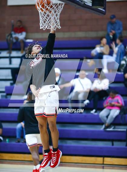 Thumbnail 1 in Sotomayor vs. St. Pius X-St. Matthias Academy (Greatest Showcase on Earth) photogallery.
