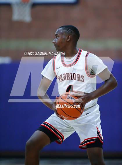 Thumbnail 1 in Sotomayor vs. St. Pius X-St. Matthias Academy (Greatest Showcase on Earth) photogallery.