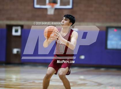 Thumbnail 2 in Sotomayor vs. St. Pius X-St. Matthias Academy (Greatest Showcase on Earth) photogallery.