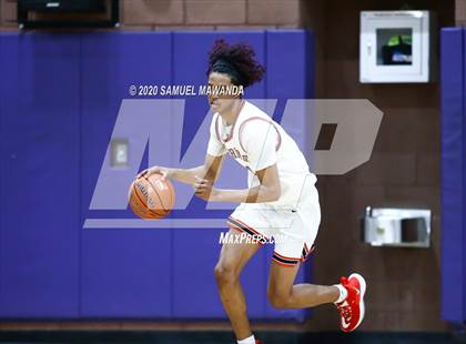 Thumbnail 2 in Sotomayor vs. St. Pius X-St. Matthias Academy (Greatest Showcase on Earth) photogallery.