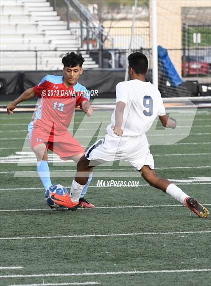 Thumbnail 1 in Stephenville vs Castleberry (UIL 4A Regional Quarterfinal) photogallery.