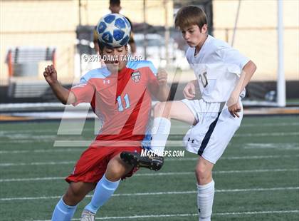 Thumbnail 2 in Stephenville vs Castleberry (UIL 4A Regional Quarterfinal) photogallery.