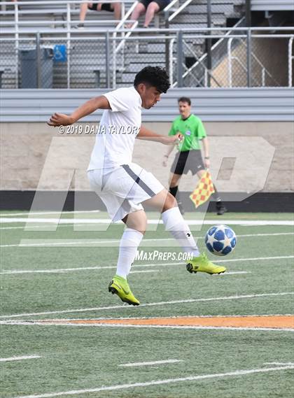 Thumbnail 3 in Stephenville vs Castleberry (UIL 4A Regional Quarterfinal) photogallery.