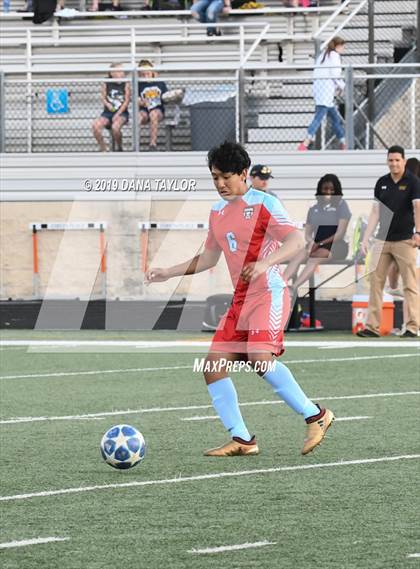 Thumbnail 1 in Stephenville vs Castleberry (UIL 4A Regional Quarterfinal) photogallery.