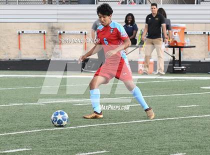 Thumbnail 3 in Stephenville vs Castleberry (UIL 4A Regional Quarterfinal) photogallery.