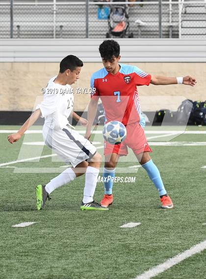 Thumbnail 1 in Stephenville vs Castleberry (UIL 4A Regional Quarterfinal) photogallery.