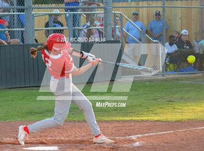 Thumbnail 2 in Clear Springs vs. Katy (UIL 6A D1 Softball Regional Semifinal) photogallery.