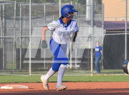 Thumbnail 2 in Clear Springs vs. Katy (UIL 6A D1 Softball Regional Semifinal) photogallery.