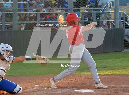 Thumbnail 3 in Clear Springs vs. Katy (UIL 6A D1 Softball Regional Semifinal) photogallery.