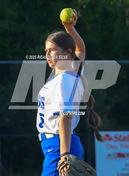 Thumbnail 2 in Clear Springs vs. Katy (UIL 6A D1 Softball Regional Semifinal) photogallery.
