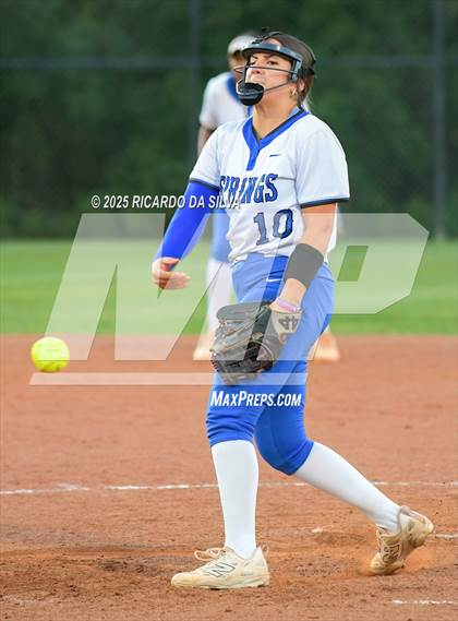 Thumbnail 1 in Clear Springs vs. Katy (UIL 6A D1 Softball Regional Semifinal) photogallery.