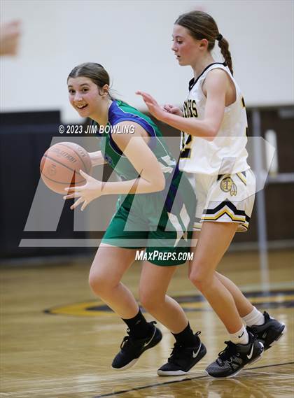 Thumbnail 2 in Windsor/Stewardson-Strasburg @ Tuscola photogallery.