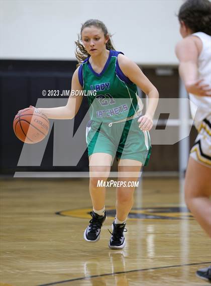 Thumbnail 2 in Windsor/Stewardson-Strasburg @ Tuscola photogallery.