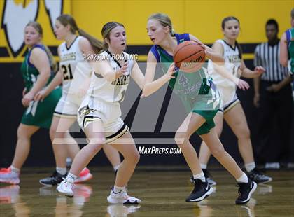 Thumbnail 1 in Windsor/Stewardson-Strasburg @ Tuscola photogallery.
