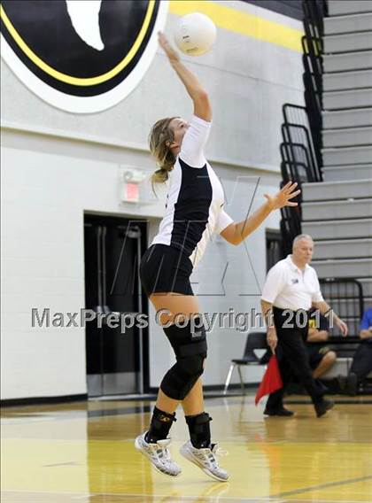 Thumbnail 1 in Kemp @ Crandall photogallery.