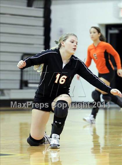 Thumbnail 3 in Kemp @ Crandall photogallery.