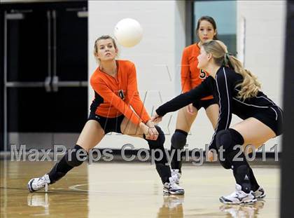 Thumbnail 2 in Kemp @ Crandall photogallery.