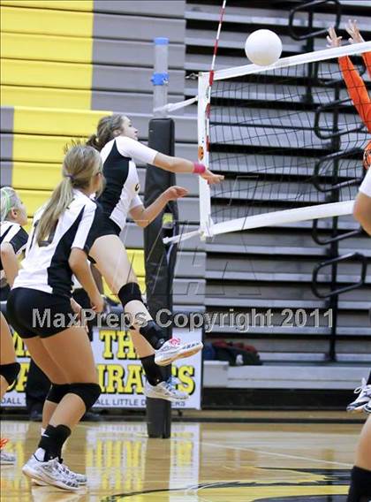 Thumbnail 3 in Kemp @ Crandall photogallery.