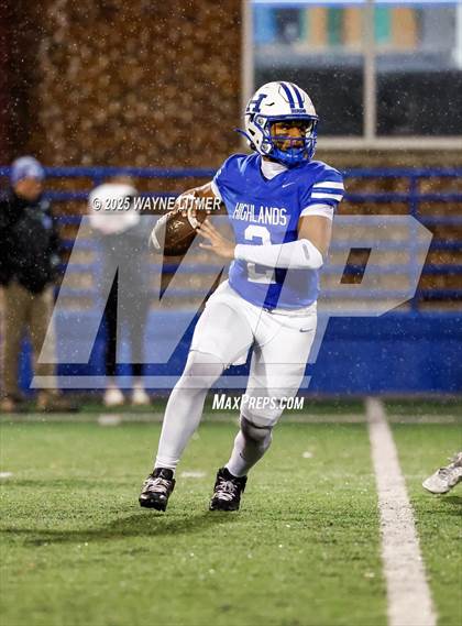 Thumbnail 2 in FR: Covington Catholic @ Highlands photogallery.