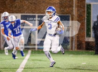 Thumbnail 2 in FR: Covington Catholic @ Highlands photogallery.