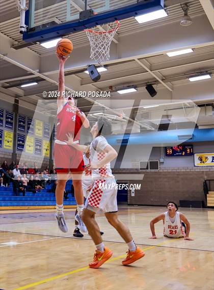 Thumbnail 3 in Selma vs. Reno photogallery.